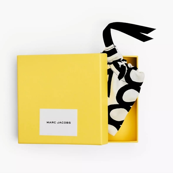 Marc Jacobs Small Pave Hoops - Picture 9 of 12